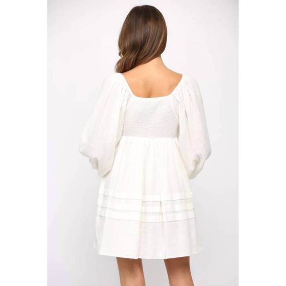 NEW FATE lace puff sleeve dress in white - Picture 4 of 4